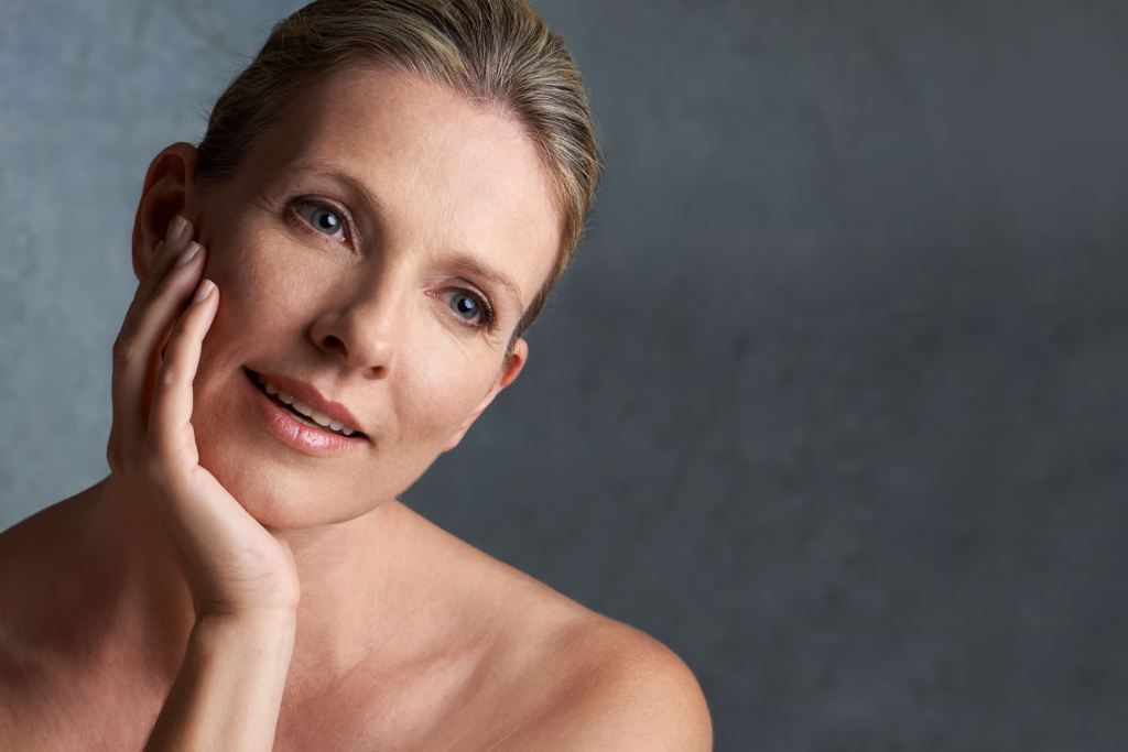 Cuidado de la piel femenina: nutrientes clave para una rutina integral desde el interior